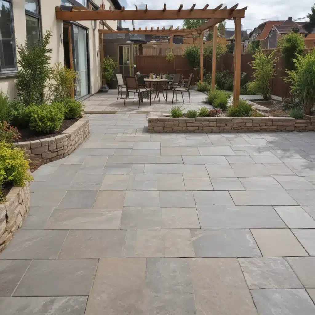 Patio Paving Pros: Insights from the Experts for a Stunning Outdoor Space