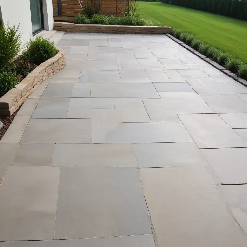 Patio Paving Trends: Blending Traditional and Contemporary Design Elements